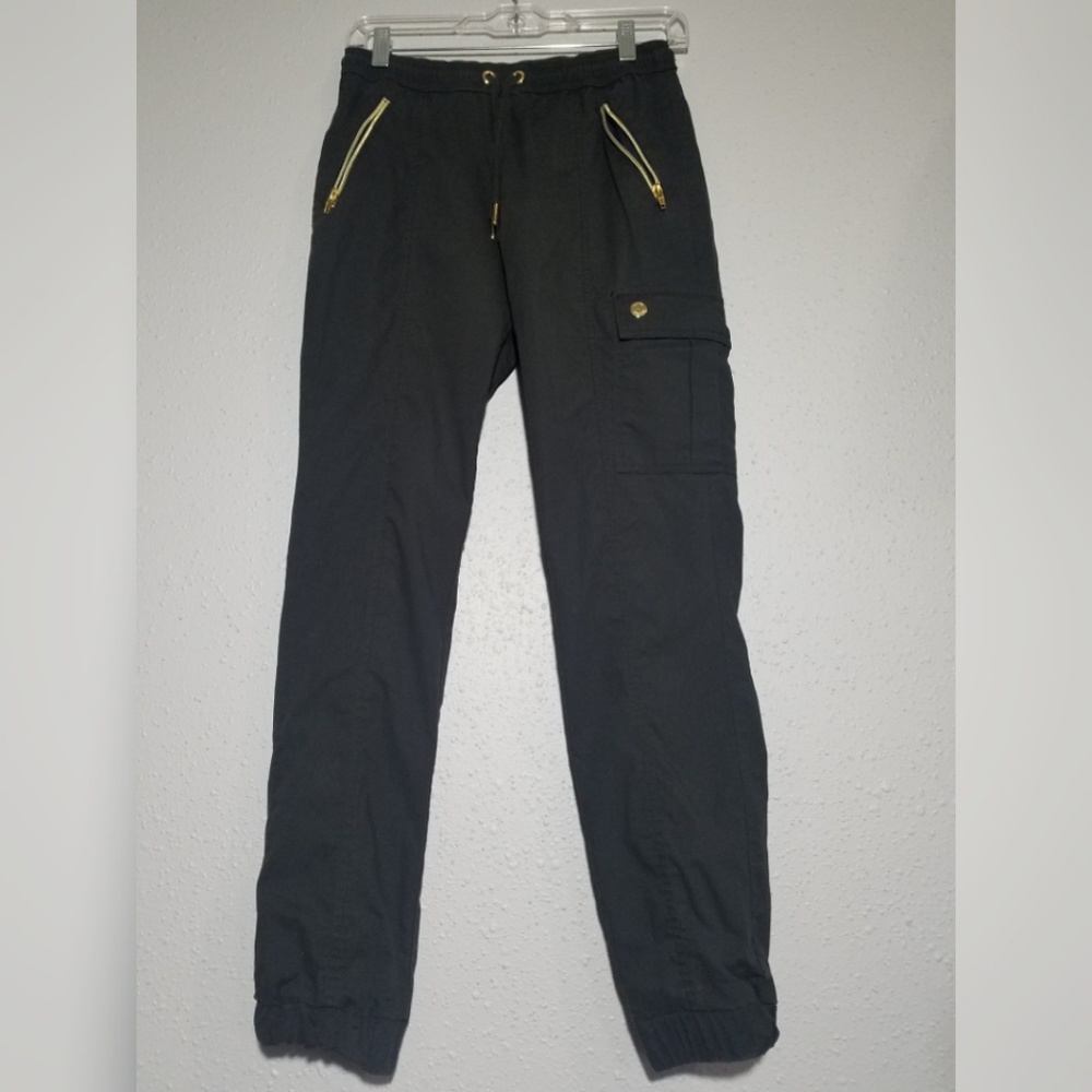 Jaanuu Scrub pants
